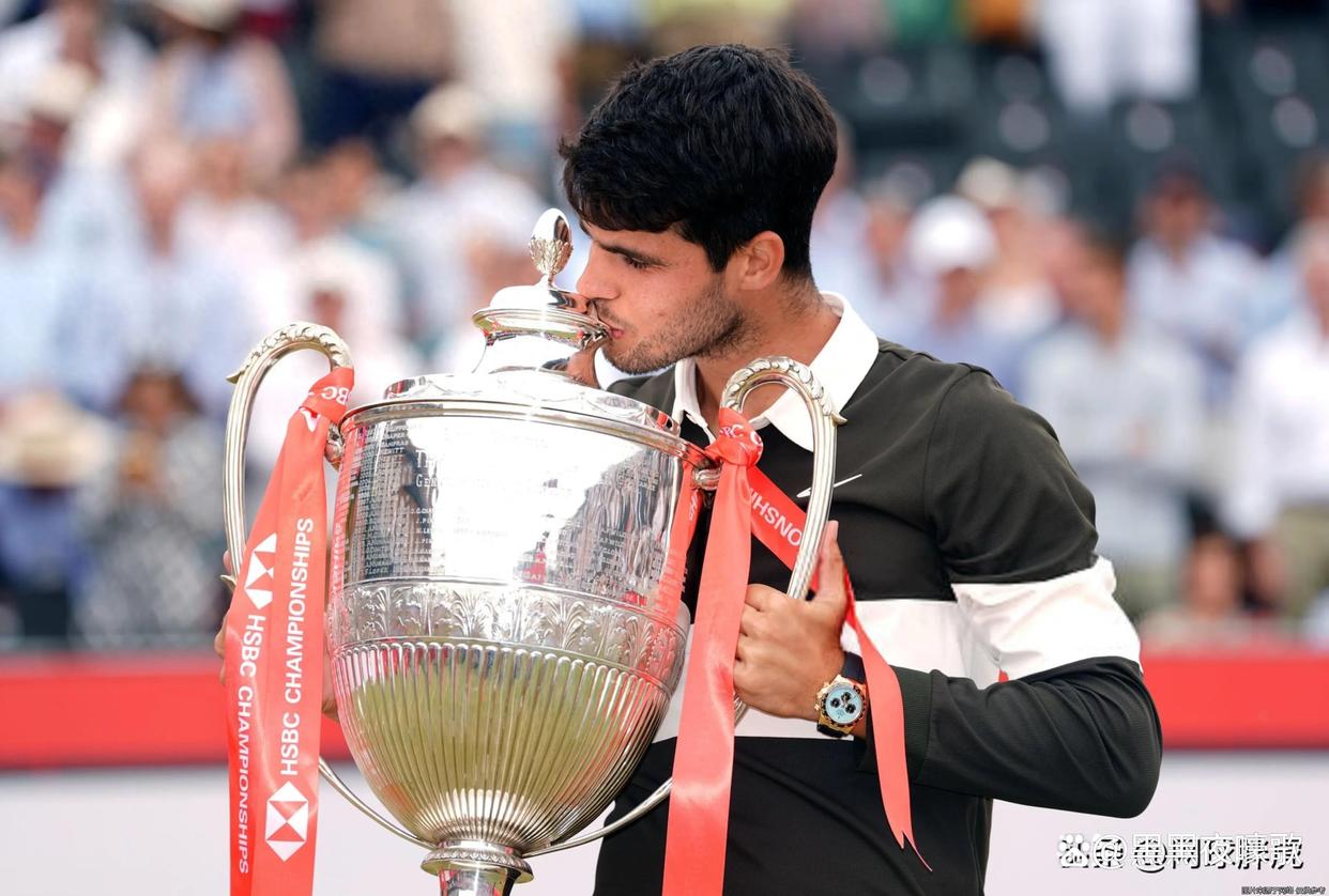 拉沃尔杯轻取澳网，阿尔卡拉斯带队取胜